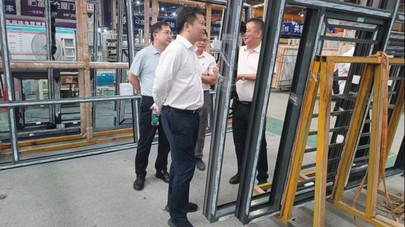 折叠门导轨，如何挑选品质与性能兼备的厂家直销产品**